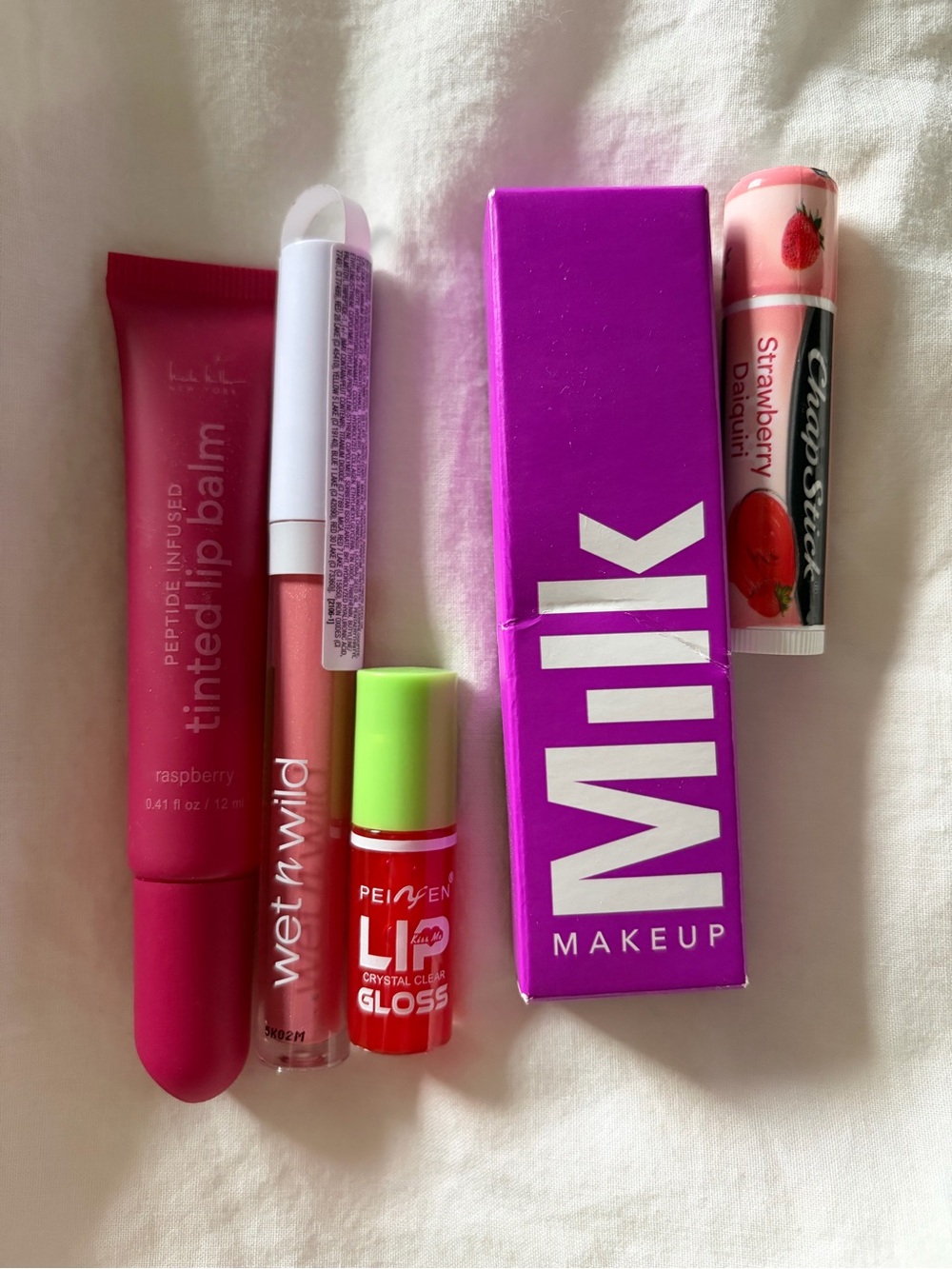 Makeup Lip Set with Bright Pink & Raspberry Shades